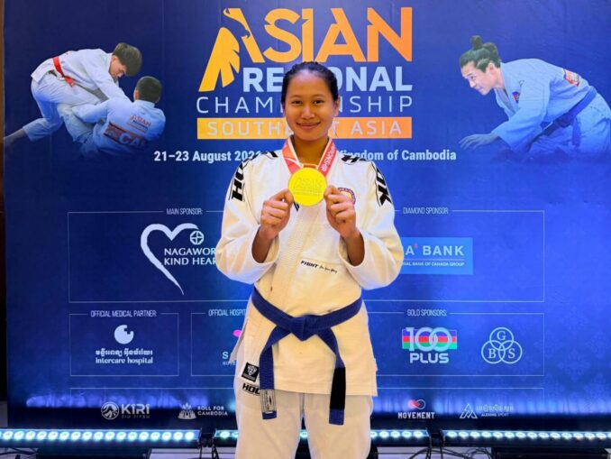 Debut Kompetisi Internasional, Mahasiswi UMPO Raih Medali Perunggu Ju-Jitsu