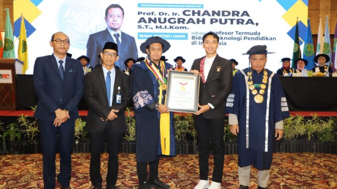Dosen UMPR Raih Rekor MURI Kedua, Profesor Termuda Teknologi Pendidikan di Indonesia