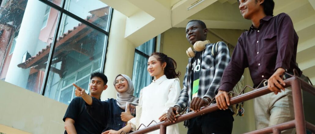 Dukung Industri Kreatif, Umsurabaya Buka S1 Film dengan Insentif DPP 20 Persen