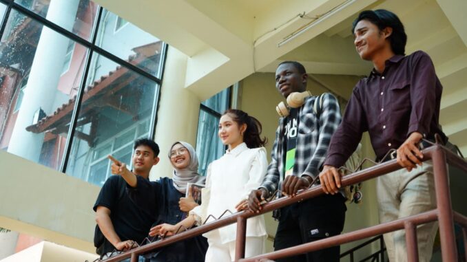 Dukung Industri Kreatif, Umsurabaya Buka S1 Film dengan Insentif DPP 20 Persen
