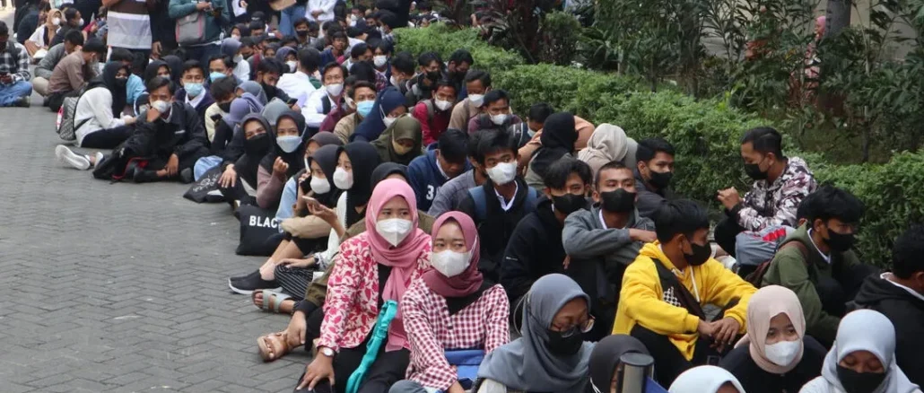 Indonesia Tumbuh, tetapi Mengapa Anak Muda Masih Cemas