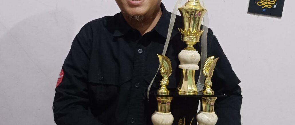 Mahasiswa Ilmu Komunikasi UMJT Raih Juara I Sayembara Puisi Nasional