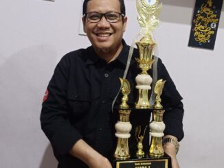Mahasiswa Ilmu Komunikasi UMJT Raih Juara I Sayembara Puisi Nasional