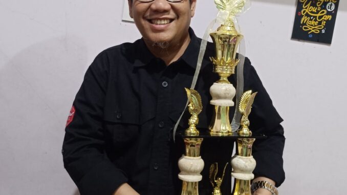 Mahasiswa Ilmu Komunikasi UMJT Raih Juara I Sayembara Puisi Nasional