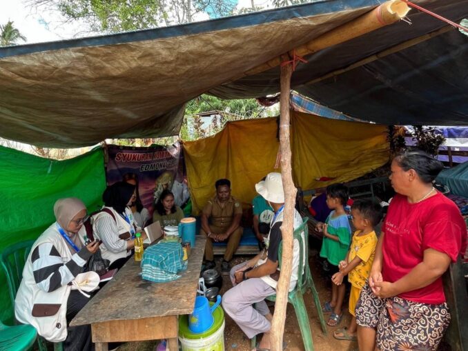 Mahasiswa KKN UAD Bantu Asesmen Dampak Gempa di Manggarai Barat