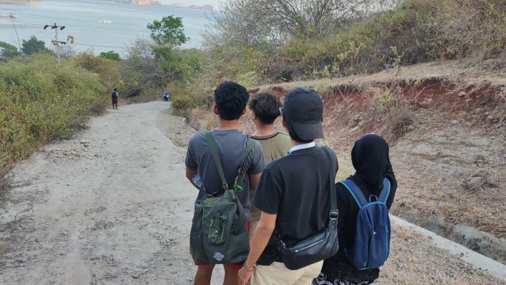 Mahasiswa KKN UMY mengungsi ke bukit usai gempa
