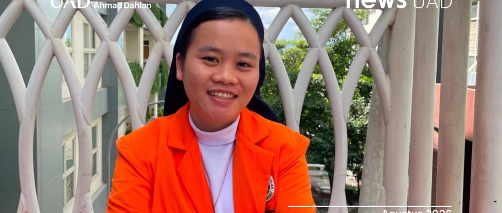 Suster Felika Menempuh Studi di UAD, Rasakan Hangatnya Ruang Belajar yang Menghargai Perbedaan