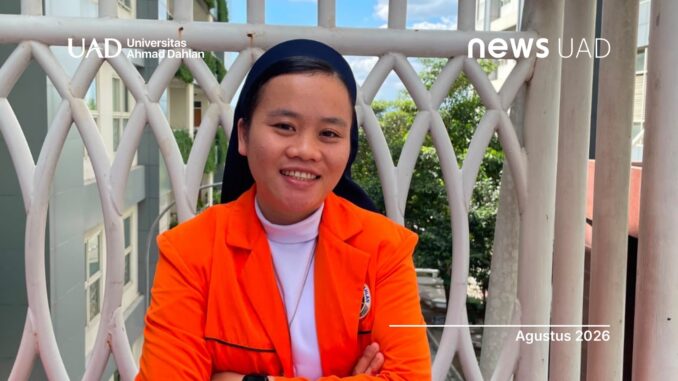 Suster Felika Menempuh Studi di UAD, Rasakan Hangatnya Ruang Belajar yang Menghargai Perbedaan