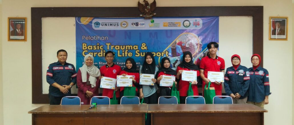 UNIMUS Perkuat Kompetensi Kegawatdaruratan Mahasiswa Keperawatan melalui BTCLS 118