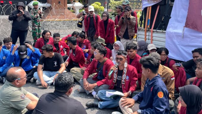 BEM PTMAI Zona V Desak DPRD Jatim Tindak Lanjuti Aspirasi soal Tambang, MBG, dan KDKMP