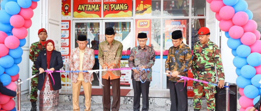 Haedar Nashir Resmikan Mentarimu Mart UIAD Sinjai, Perkuat Kemandirian Ekonomi Kampus