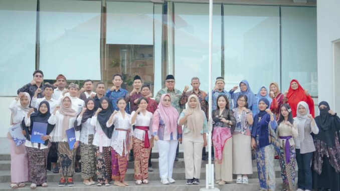 Menjadi Hindu di Kampus Muhammadiyah Cerita Suartini dan Redi di BIM University