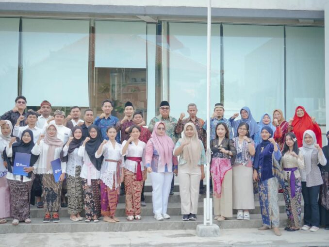 Menjadi Hindu di Kampus Muhammadiyah Cerita Suartini dan Redi di BIM University