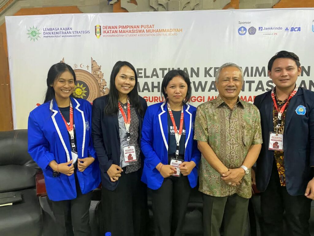 Menjadi Hindu di Kampus Muhammadiyah: Cerita Suartini dan Redi di BIM University