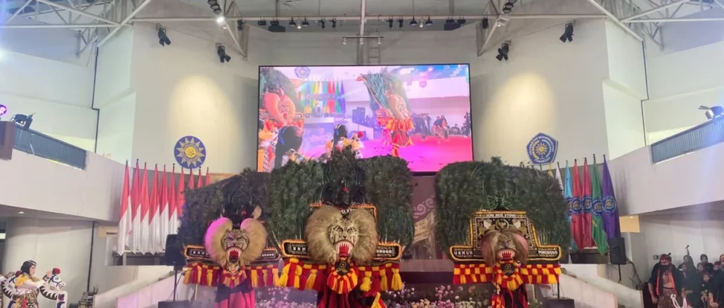 Reog Warnai Mastamaru 2026, UMPO Kenalkan Budaya Ponorogo kepada Mahasiswa Baru