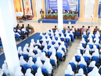 UIAD Sinjai Kukuhkan 305 Mahasiswa Baru, Tekankan Kebanggaan terhadap Almamater