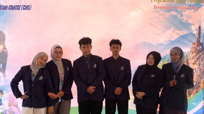 Mahasiswa Akademi Kesehatan Muhammadiyah Temanggung Edukasi Bantuan Hidup Dasar bagi Masyarakat di Borobudur