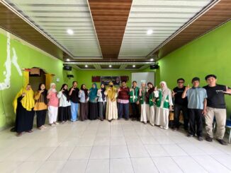 Dosen UM Palopo Dampingi KKN UIN Palopo Dorong Pengelolaan Sampah Berbasis Ekonomi Sirkular