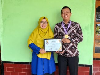 Dosen UNIMUS Raih Juara I Nasional lewat Inovasi Digital untuk Kemandirian Pasien Hipertensi
