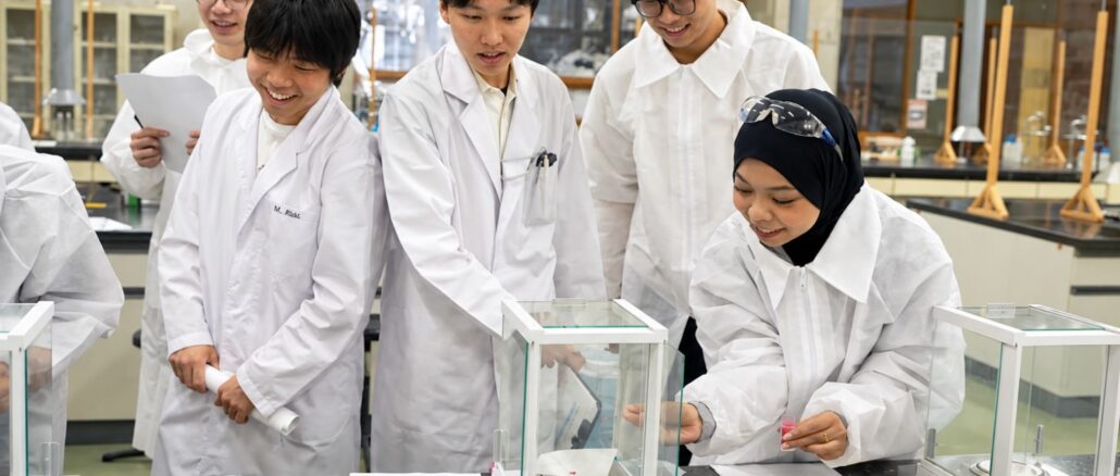 Mahasiswi Unismuh Makassar Pelajari Teknologi Sensor dan Instrumentasi di Jepang