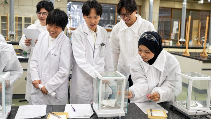 Mahasiswi Unismuh Makassar Pelajari Teknologi Sensor dan Instrumentasi di Jepang