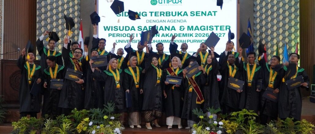 UMPWR Wisuda 548 Lulusan, Rektor Tekankan Pentingnya Tumbuh dan Berdampak